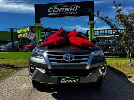 TOYOTA HILUX SW4 2.8 SRX 4X4 16V TURBO INTERCOOLER DIESEL 4P AUTOMÁTICO
